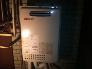 東京都中野区 ガス給湯器取替工事 新設GQ-1637WS