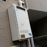 横浜市磯子区 ガス給湯器取替工事 施工前