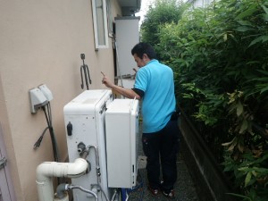 神奈川県逗子市 ガスふろ給湯器取替工事 施工前